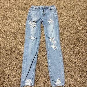 American Eagle Outfitters Light Blue Distressed Skinny Jeans